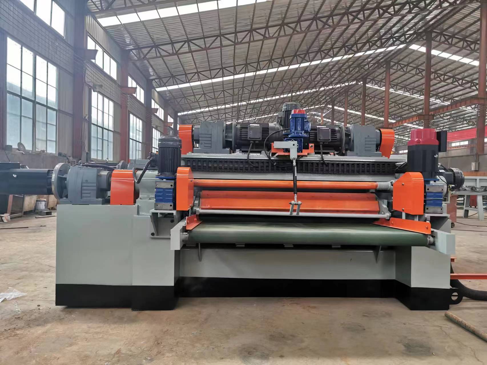 8ft Heavy Duty Automatic Spindleless Core Veneer Peeling Machine